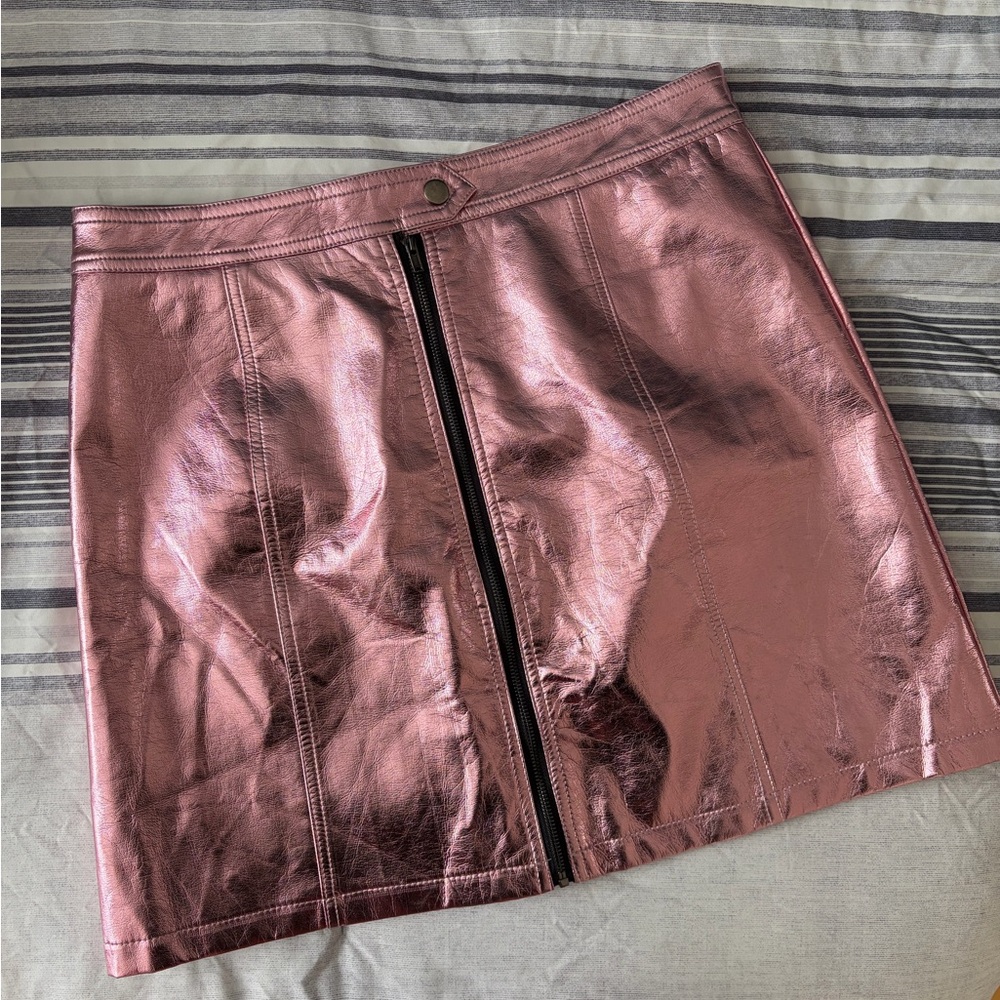 4Sienna Metallic Faux Leather Mini Skirt with Zip
